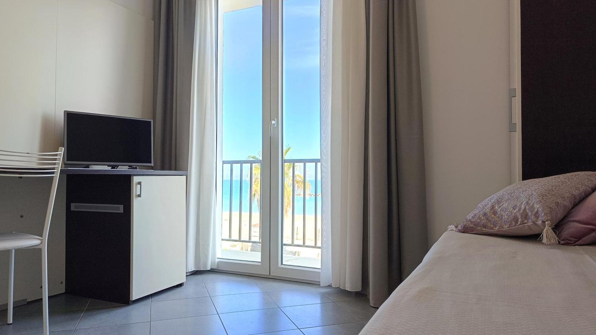 Lido Rooms & Apartments Lido di Fermo Exteriör bild
