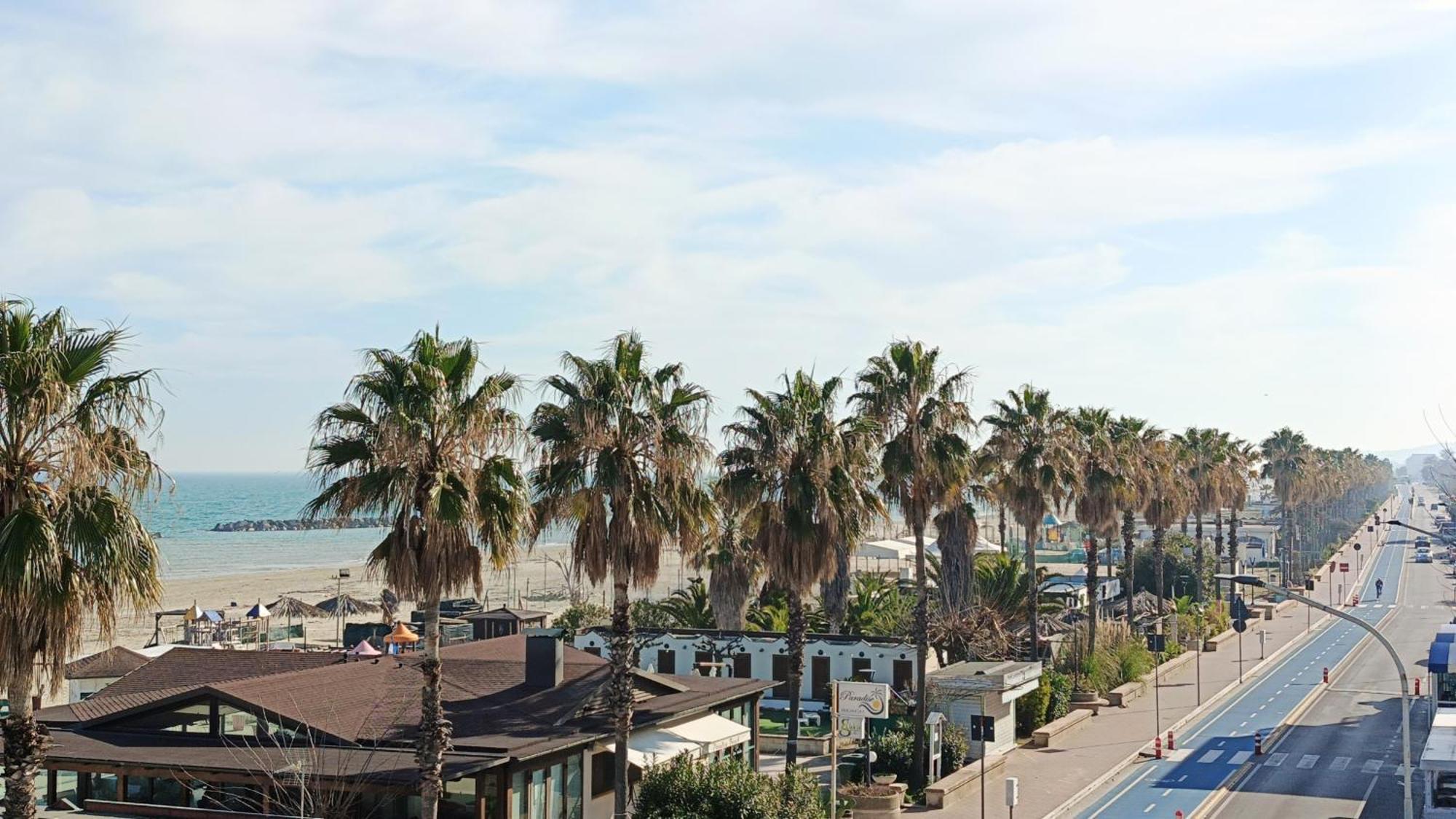 Lido Rooms & Apartments Lido di Fermo Exteriör bild
